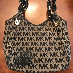 Michael Kors Hangbag